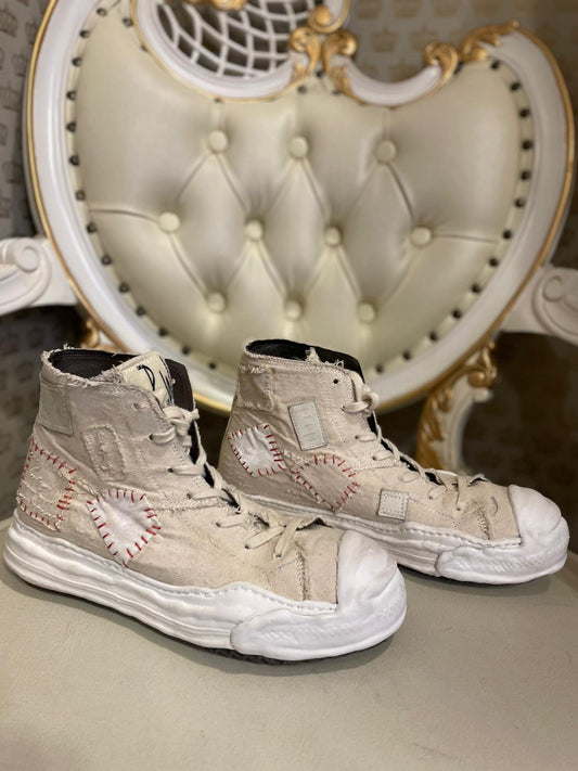 Rebecca White Sneaker