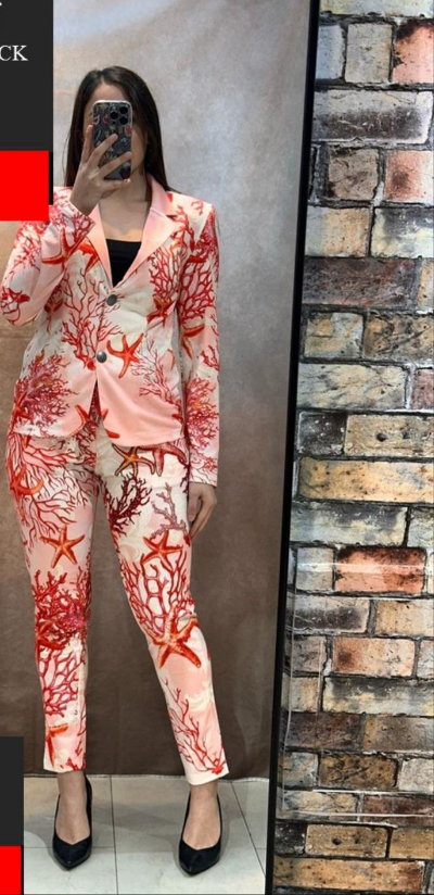 Missy Anzug mit Korallenmuster